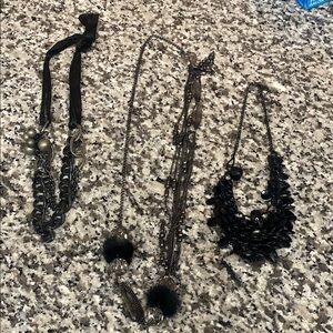 Elegant Black and Silver Necklace Set